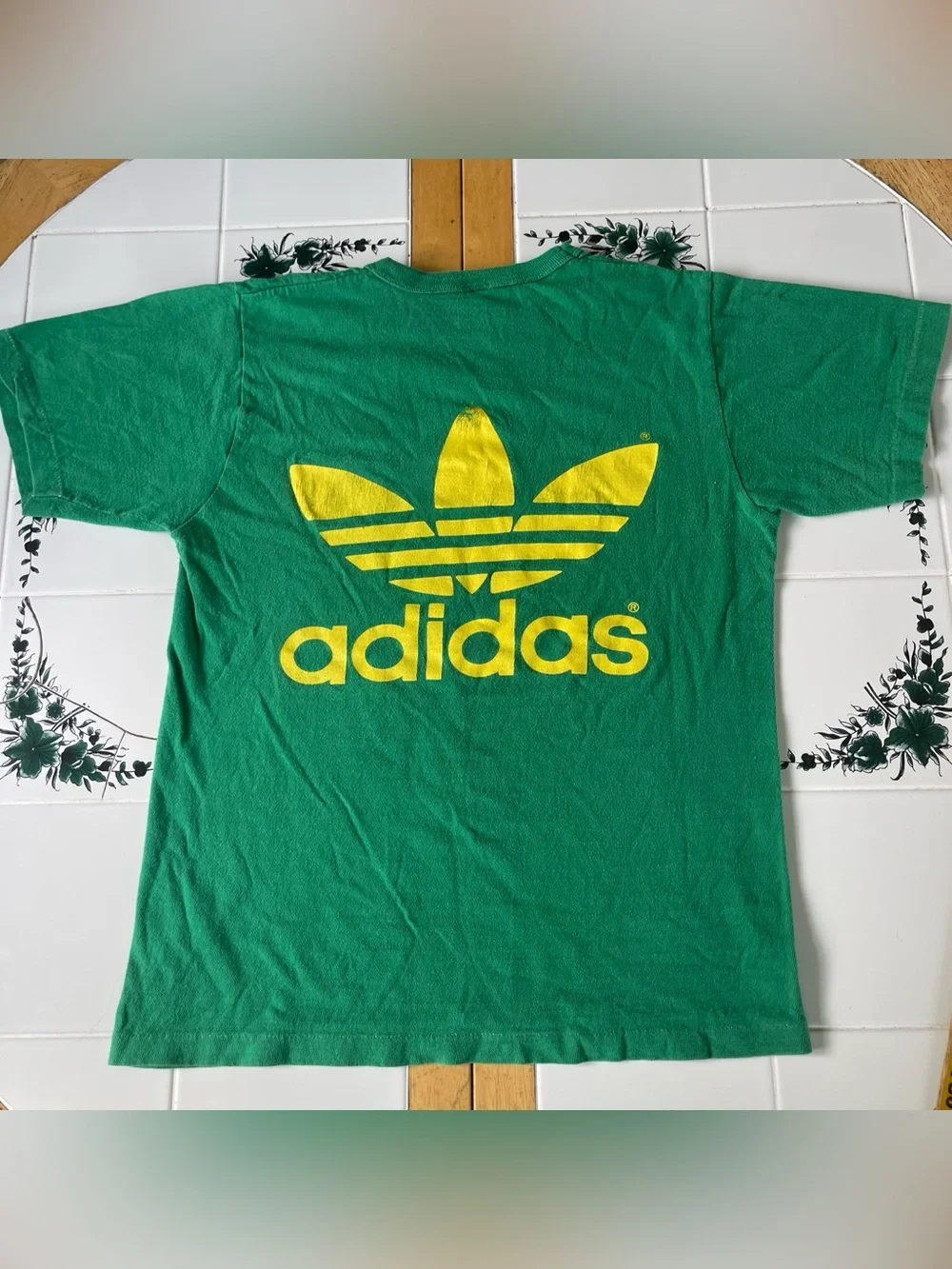 Vintage adidas t shirt s trefoil logo double sided 80s single stitch green retro
